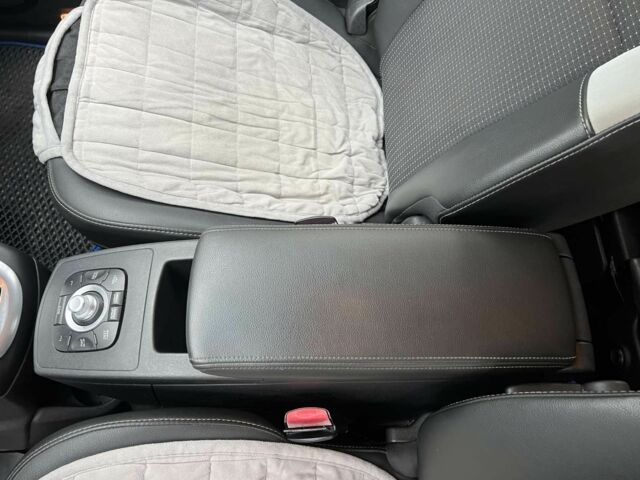 Черный Рено Сценик III, объемом двигателя 1.9 л и пробегом 270 тыс. км за 7300 $, фото 21 на Automoto.ua