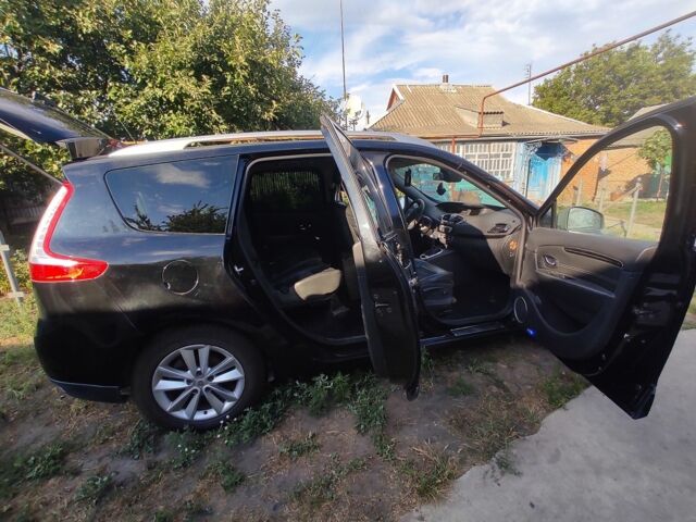 Чорний Рено Сценік III, об'ємом двигуна 1.6 л та пробігом 203 тис. км за 9000 $, фото 5 на Automoto.ua