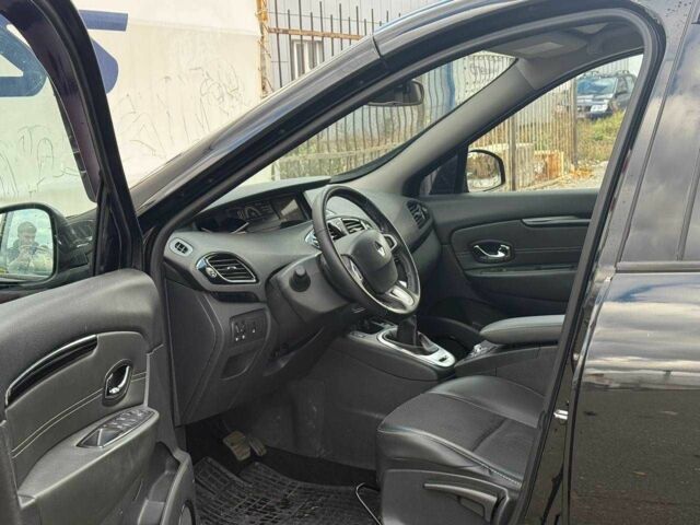 Черный Рено Сценик III, объемом двигателя 0 л и пробегом 179 тыс. км за 10550 $, фото 7 на Automoto.ua