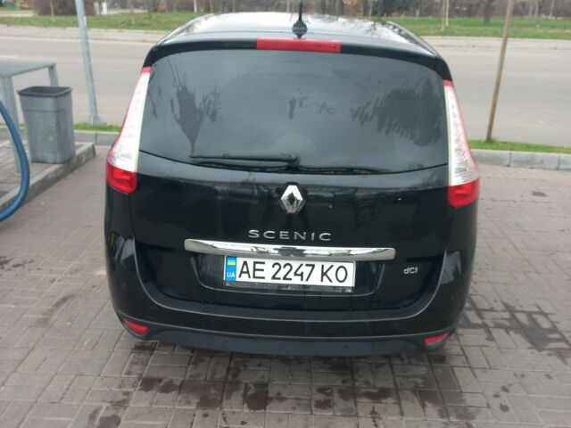 Черный Рено Сценик III, объемом двигателя 1.5 л и пробегом 305 тыс. км за 8200 $, фото 3 на Automoto.ua