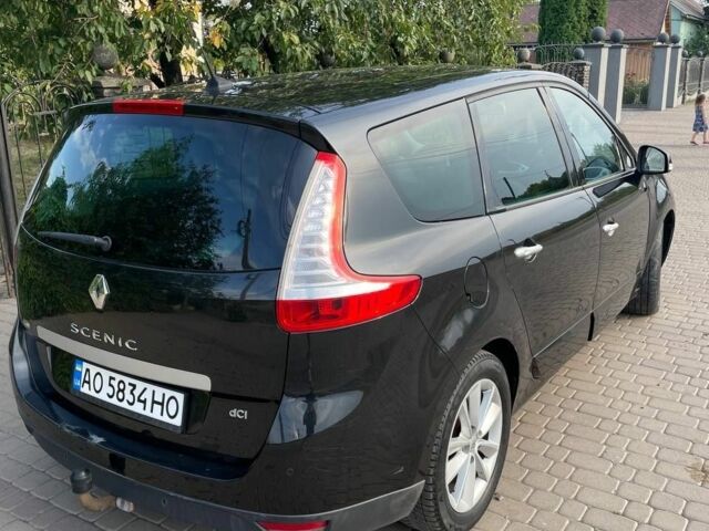 Черный Рено Сценик III, объемом двигателя 2 л и пробегом 225 тыс. км за 6100 $, фото 1 на Automoto.ua