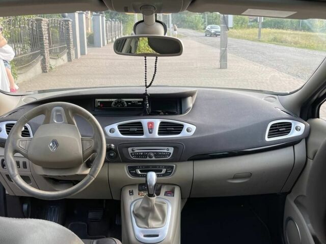 Черный Рено Сценик III, объемом двигателя 2 л и пробегом 225 тыс. км за 6100 $, фото 4 на Automoto.ua