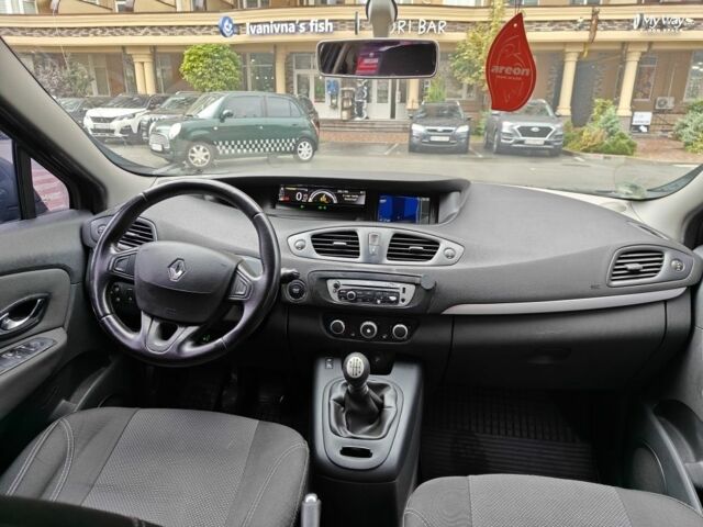 Черный Рено Сценик III, объемом двигателя 1.6 л и пробегом 192 тыс. км за 6300 $, фото 7 на Automoto.ua