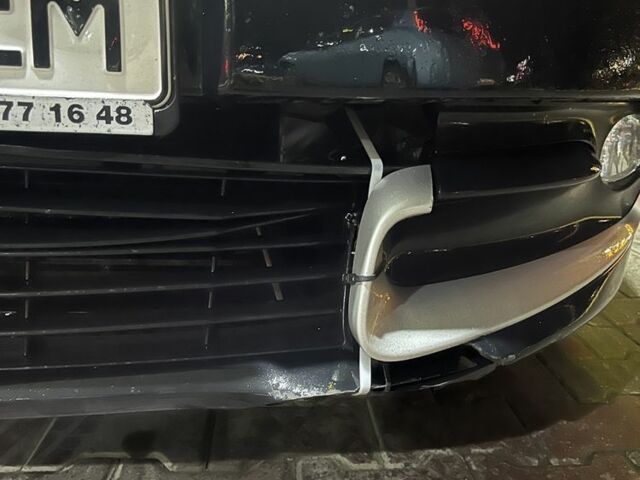 Черный Рено Сценик III, объемом двигателя 1.5 л и пробегом 280 тыс. км за 8500 $, фото 3 на Automoto.ua