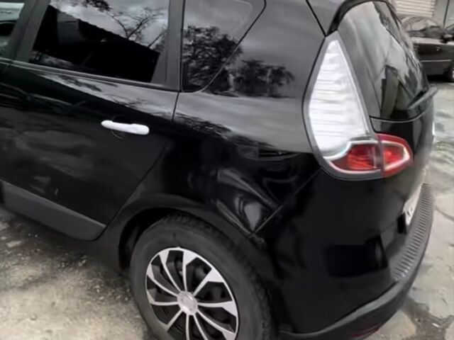 Черный Рено Сценик III, объемом двигателя 1.5 л и пробегом 242 тыс. км за 6499 $, фото 2 на Automoto.ua