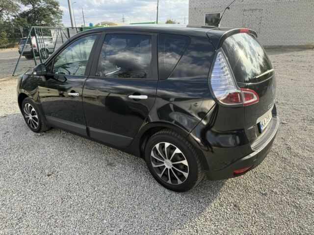 Черный Рено Сценик III, объемом двигателя 1.5 л и пробегом 242 тыс. км за 6499 $, фото 6 на Automoto.ua