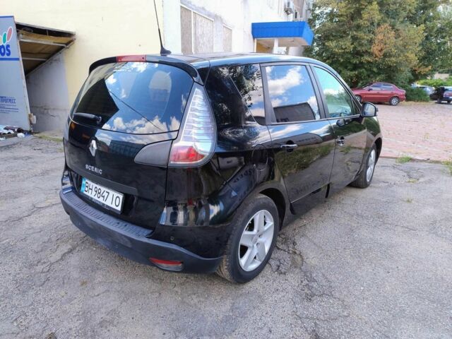 Черный Рено Сценик III, объемом двигателя 1.5 л и пробегом 247 тыс. км за 9500 $, фото 4 на Automoto.ua