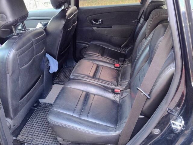 Черный Рено Сценик III, объемом двигателя 1.5 л и пробегом 247 тыс. км за 9500 $, фото 8 на Automoto.ua