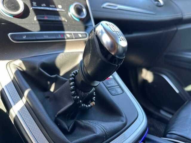 Черный Рено Сценик III, объемом двигателя 1.6 л и пробегом 270 тыс. км за 14999 $, фото 12 на Automoto.ua