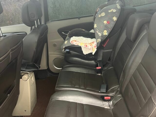 Коричневый Рено Сценик III, объемом двигателя 1.9 л и пробегом 254 тыс. км за 6700 $, фото 3 на Automoto.ua