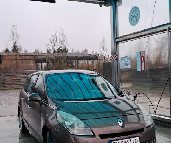 Коричневый Рено Сценик III, объемом двигателя 1.4 л и пробегом 203 тыс. км за 5399 $, фото 8 на Automoto.ua