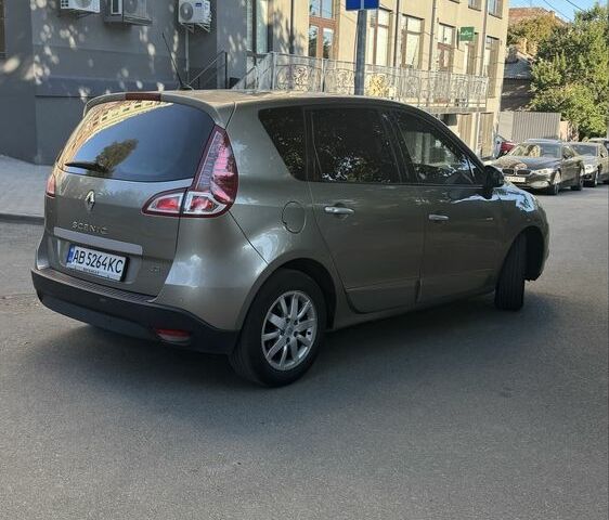 Коричневий Рено Сценік III, об'ємом двигуна 1.5 л та пробігом 300 тис. км за 8000 $, фото 3 на Automoto.ua