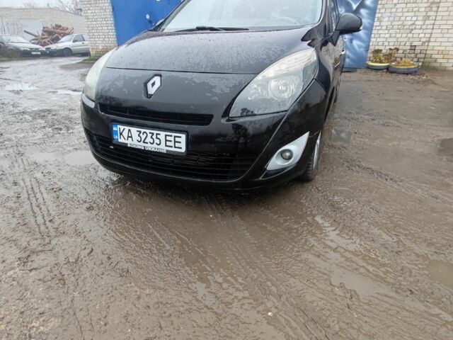 Коричневый Рено Сценик III, объемом двигателя 2 л и пробегом 311 тыс. км за 6800 $, фото 1 на Automoto.ua