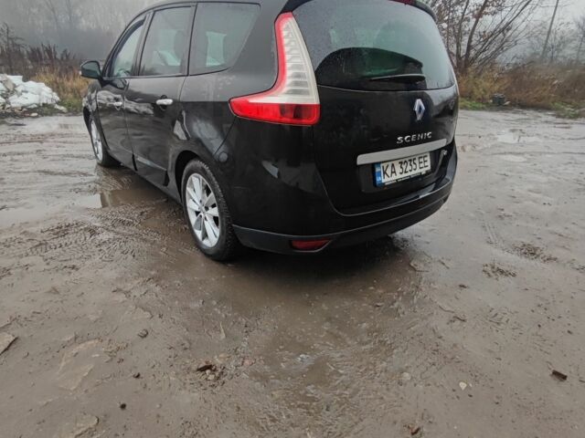 Коричневый Рено Сценик III, объемом двигателя 2 л и пробегом 311 тыс. км за 6800 $, фото 4 на Automoto.ua