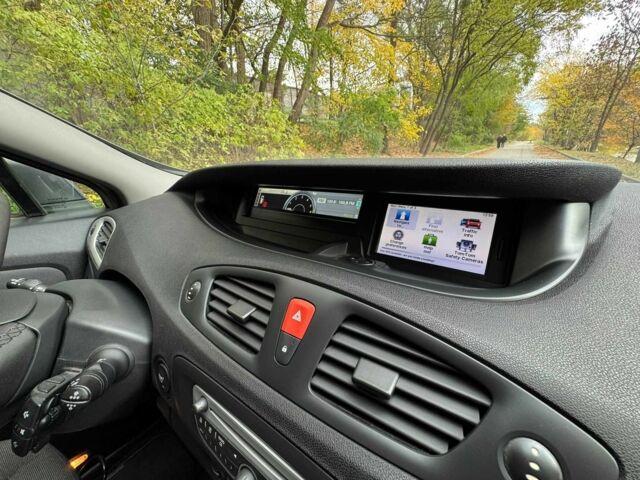 Коричневый Рено Сценик III, объемом двигателя 1.5 л и пробегом 226 тыс. км за 6500 $, фото 12 на Automoto.ua