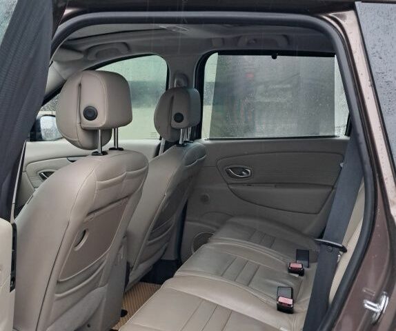 Коричневый Рено Сценик III, объемом двигателя 1.4 л и пробегом 203 тыс. км за 5399 $, фото 20 на Automoto.ua