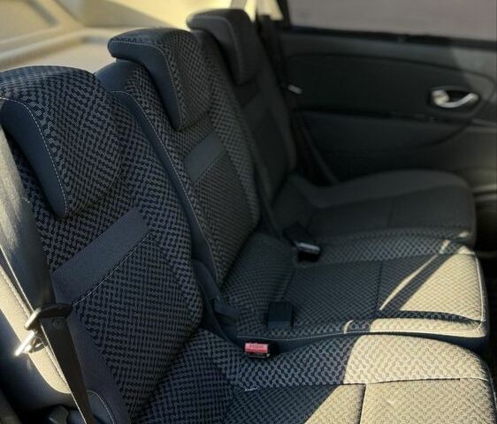 Коричневый Рено Сценик III, объемом двигателя 1.5 л и пробегом 300 тыс. км за 7000 $, фото 10 на Automoto.ua