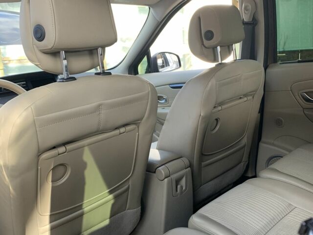 Коричневый Рено Сценик III, объемом двигателя 1.5 л и пробегом 200 тыс. км за 7800 $, фото 6 на Automoto.ua