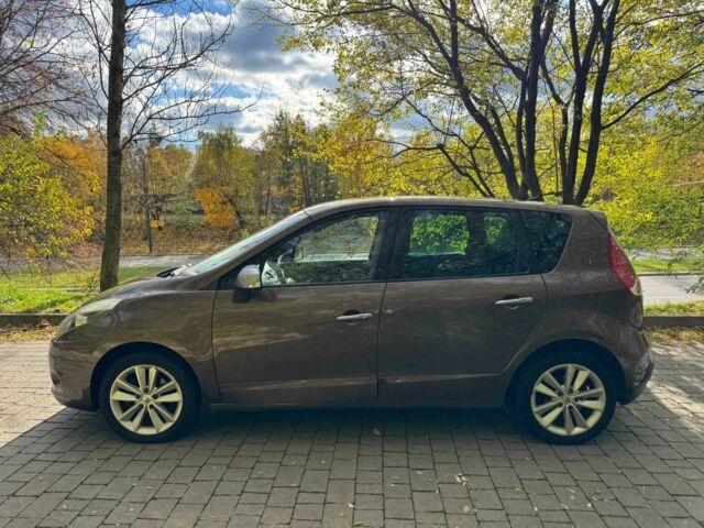 Коричневый Рено Сценик III, объемом двигателя 1.5 л и пробегом 226 тыс. км за 6500 $, фото 6 на Automoto.ua