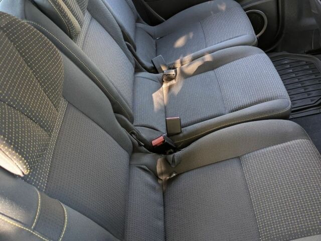 Рено Сценик III 2010 в Днепре (Днепропетровске) на Automoto.ua Коричневый Рено Сценик III, объемом двигателя 1.4 л и пробегом 195 тыс. км за 3600 $, фото 5 на Automoto.ua