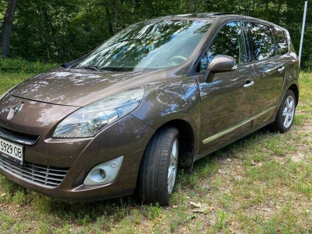 Коричневий Рено Сценік III, об'ємом двигуна 2 л та пробігом 365 тис. км за 7200 $, фото 16 на Automoto.ua