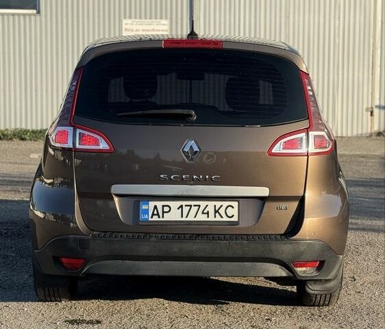 Коричневый Рено Сценик III, объемом двигателя 1.5 л и пробегом 300 тыс. км за 7000 $, фото 3 на Automoto.ua