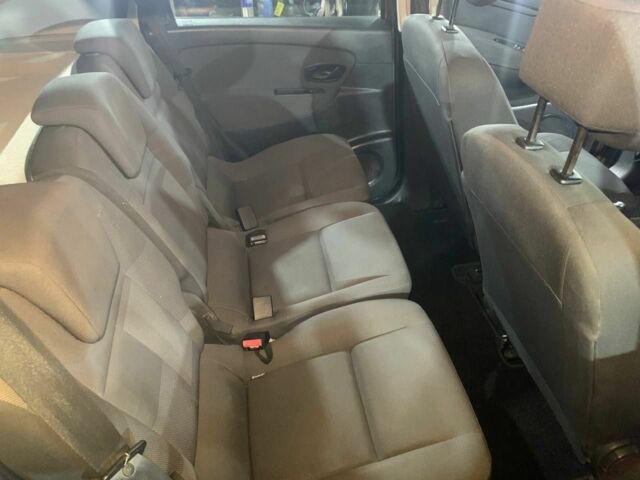 Коричневый Рено Сценик III, объемом двигателя 1.6 л и пробегом 232 тыс. км за 6350 $, фото 3 на Automoto.ua