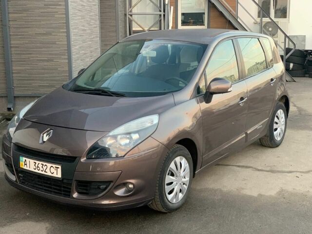 Коричневый Рено Сценик III, объемом двигателя 1.6 л и пробегом 232 тыс. км за 6350 $, фото 1 на Automoto.ua