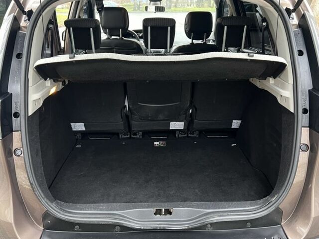 Коричневый Рено Сценик III, объемом двигателя 1.5 л и пробегом 241 тыс. км за 7350 $, фото 17 на Automoto.ua