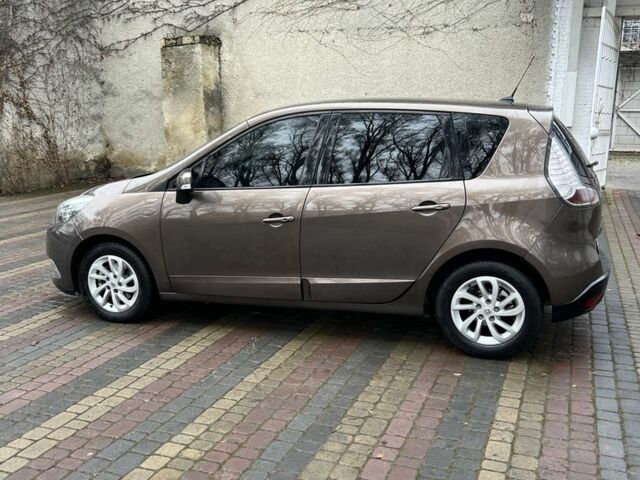 Коричневый Рено Сценик III, объемом двигателя 1.5 л и пробегом 241 тыс. км за 7350 $, фото 6 на Automoto.ua