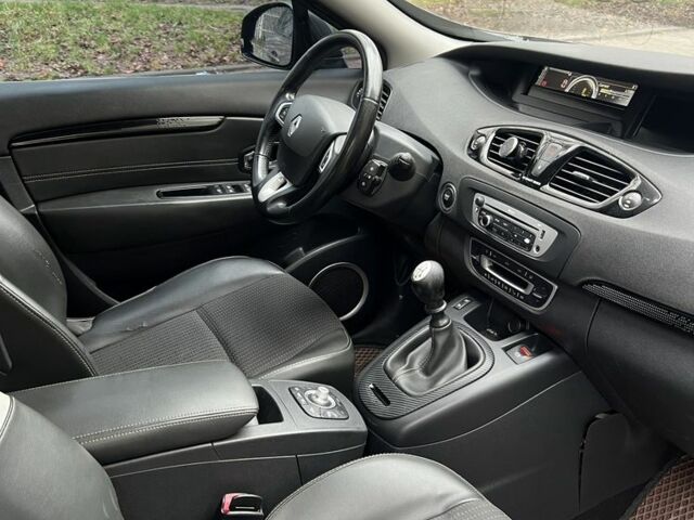 Коричневый Рено Сценик III, объемом двигателя 1.5 л и пробегом 241 тыс. км за 7350 $, фото 14 на Automoto.ua