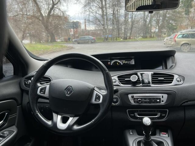 Коричневый Рено Сценик III, объемом двигателя 1.5 л и пробегом 241 тыс. км за 7350 $, фото 13 на Automoto.ua