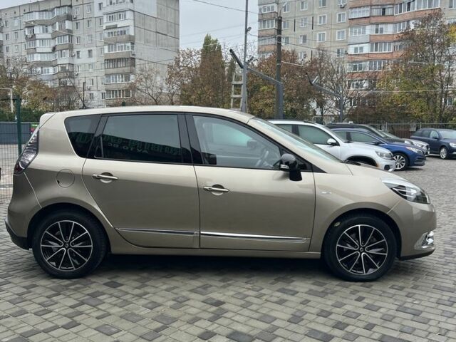 Коричневый Рено Сценик III, объемом двигателя 1.6 л и пробегом 225 тыс. км за 10700 $, фото 5 на Automoto.ua