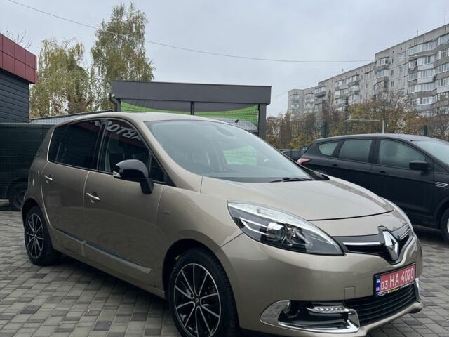 Коричневый Рено Сценик III, объемом двигателя 1.6 л и пробегом 225 тыс. км за 10700 $, фото 3 на Automoto.ua