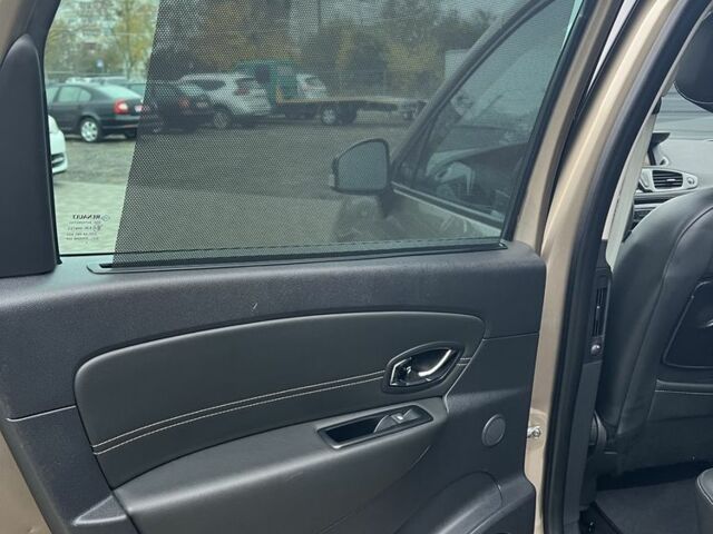 Коричневый Рено Сценик III, объемом двигателя 1.6 л и пробегом 225 тыс. км за 10700 $, фото 14 на Automoto.ua