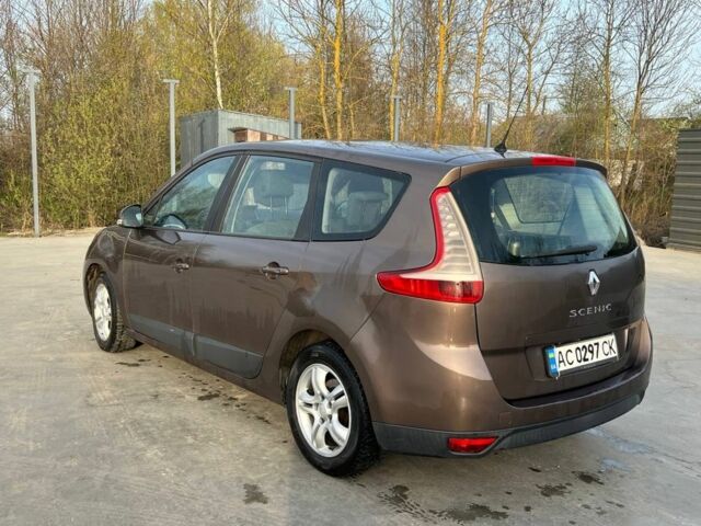 Коричневий Рено Сценік III, об'ємом двигуна 1.9 л та пробігом 295 тис. км за 6200 $, фото 3 на Automoto.ua