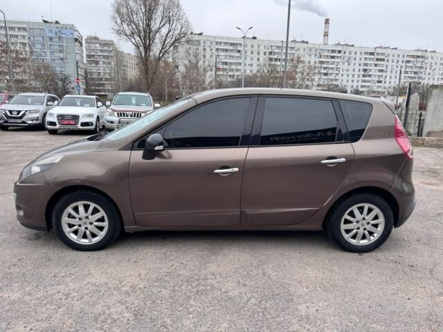 Коричневый Рено Сценик III, объемом двигателя 1.5 л и пробегом 239 тыс. км за 7999 $, фото 6 на Automoto.ua