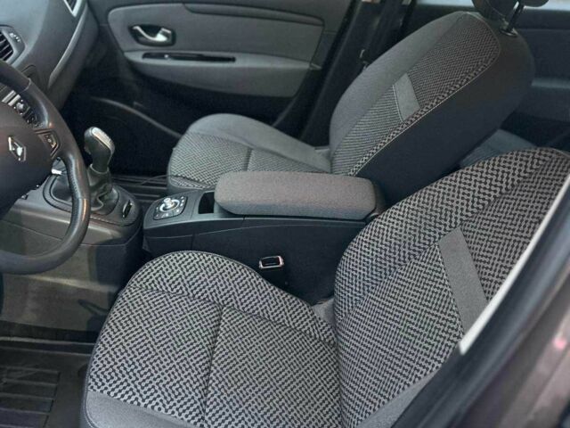 Коричневый Рено Сценик III, объемом двигателя 1.5 л и пробегом 260 тыс. км за 7500 $, фото 13 на Automoto.ua