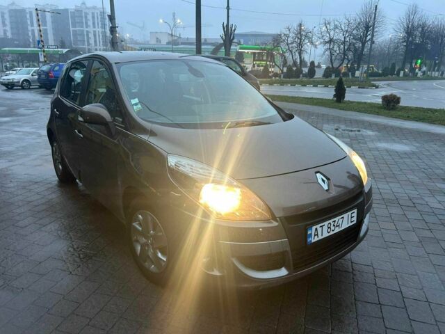 Коричневый Рено Сценик III, объемом двигателя 1.5 л и пробегом 260 тыс. км за 7500 $, фото 5 на Automoto.ua