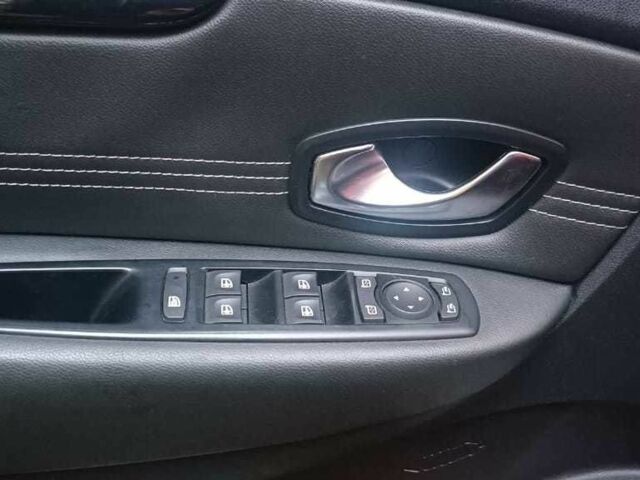 Червоний Рено Сценік III, об'ємом двигуна 1.9 л та пробігом 264 тис. км за 7699 $, фото 7 на Automoto.ua