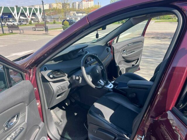 Червоний Рено Сценік III, об'ємом двигуна 1.5 л та пробігом 146 тис. км за 8500 $, фото 8 на Automoto.ua