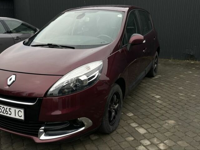 Червоний Рено Сценік III, об'ємом двигуна 1.5 л та пробігом 242 тис. км за 6800 $, фото 3 на Automoto.ua