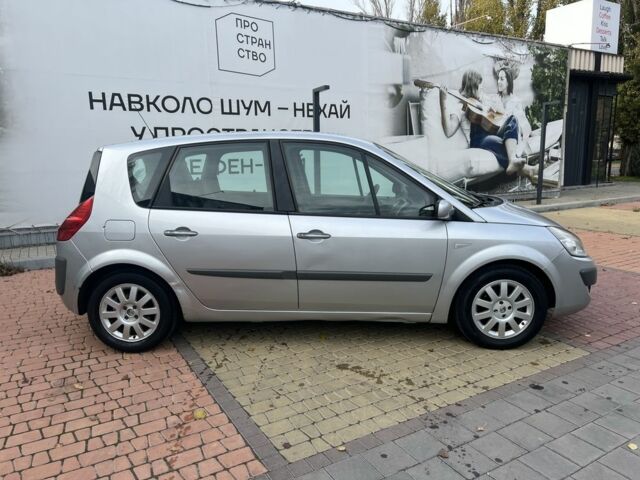 Серый Рено Сценик III, объемом двигателя 1.5 л и пробегом 190 тыс. км за 4200 $, фото 6 на Automoto.ua
