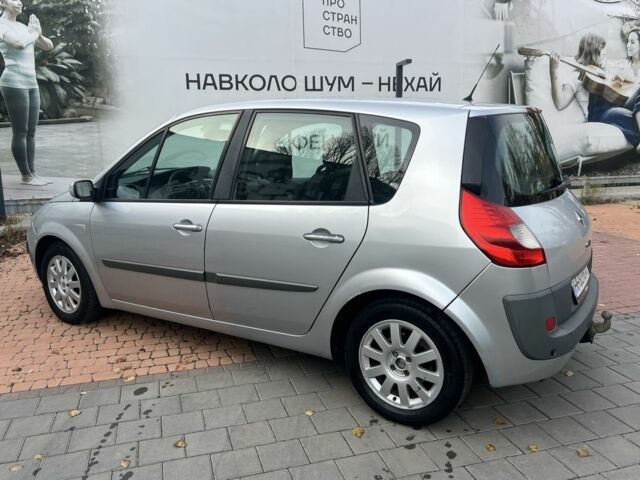 Серый Рено Сценик III, объемом двигателя 1.5 л и пробегом 190 тыс. км за 4200 $, фото 4 на Automoto.ua