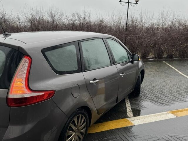 Сірий Рено Сценік III, об'ємом двигуна 1.9 л та пробігом 343 тис. км за 5199 $, фото 2 на Automoto.ua