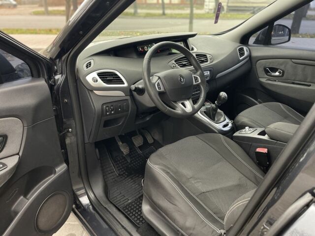 Сірий Рено Сценік III, об'ємом двигуна 1.5 л та пробігом 310 тис. км за 6700 $, фото 16 на Automoto.ua