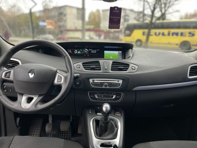 Сірий Рено Сценік III, об'ємом двигуна 1.5 л та пробігом 310 тис. км за 6700 $, фото 17 на Automoto.ua