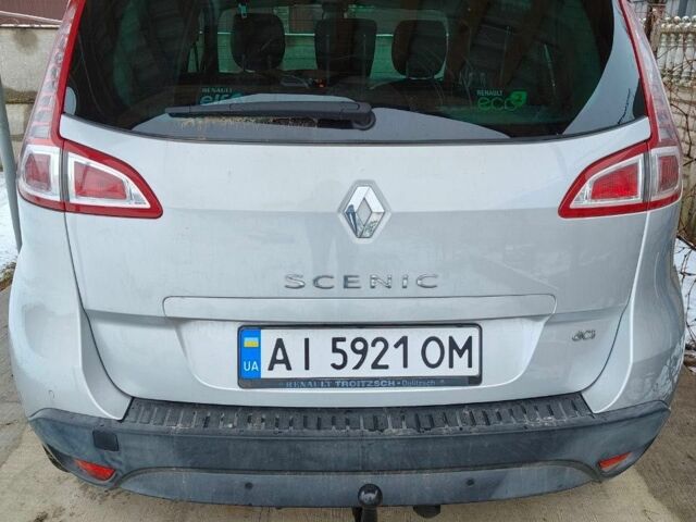 Сірий Рено Сценік III, об'ємом двигуна 1.6 л та пробігом 217 тис. км за 6500 $, фото 1 на Automoto.ua