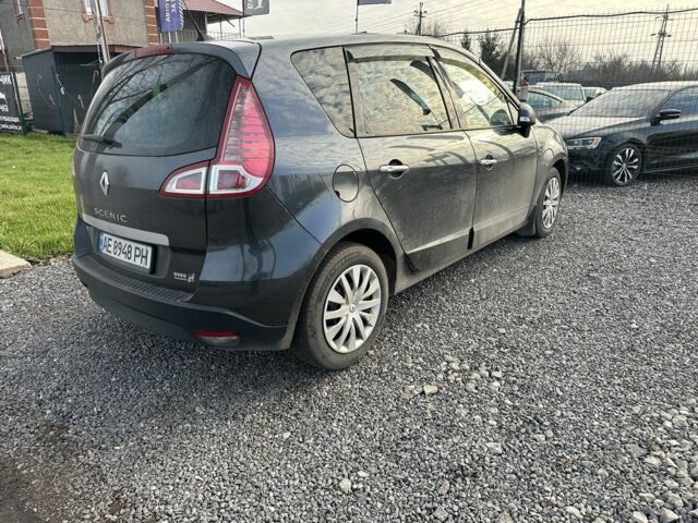 Серый Рено Сценик III, объемом двигателя 1.5 л и пробегом 203 тыс. км за 5700 $, фото 3 на Automoto.ua