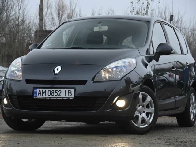 Серый Рено Сценик III, объемом двигателя 1.6 л и пробегом 206 тыс. км за 6999 $, фото 3 на Automoto.ua